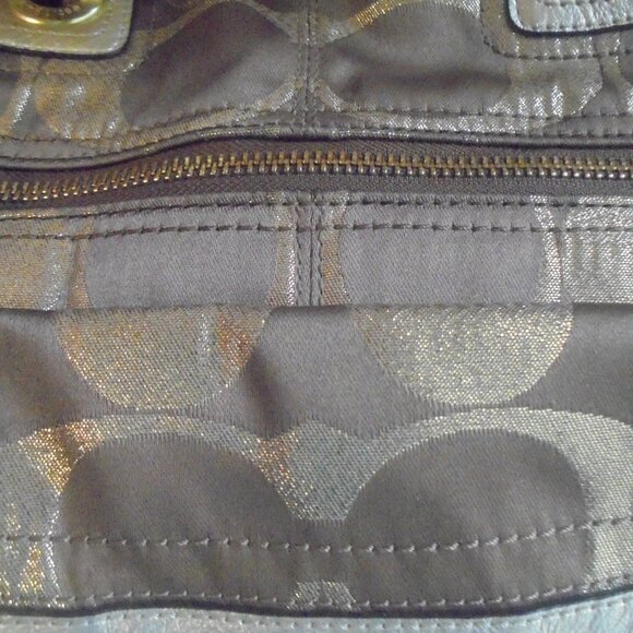 Coach Satchel - Picture 3 of 11